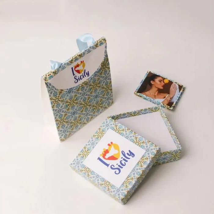 Bracciale in Metallo multiflo con sfere bianche