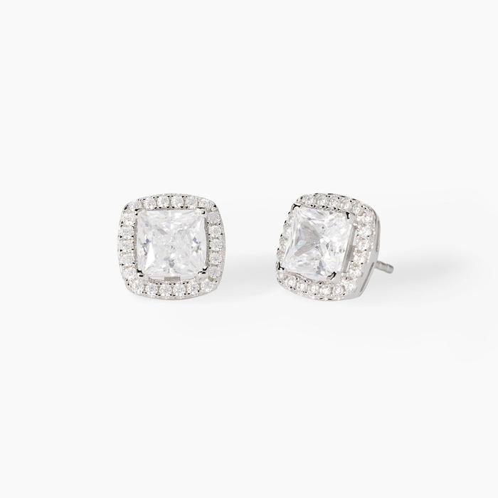 Boucles d'oreilles à tige en oxyde de zirconium Cool ou rétro ?