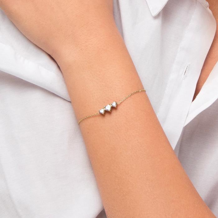 BRACCIALE DONNA IN ACCIAIO IP GOLD CON CUORI CON ZIRCONI BIANCHI