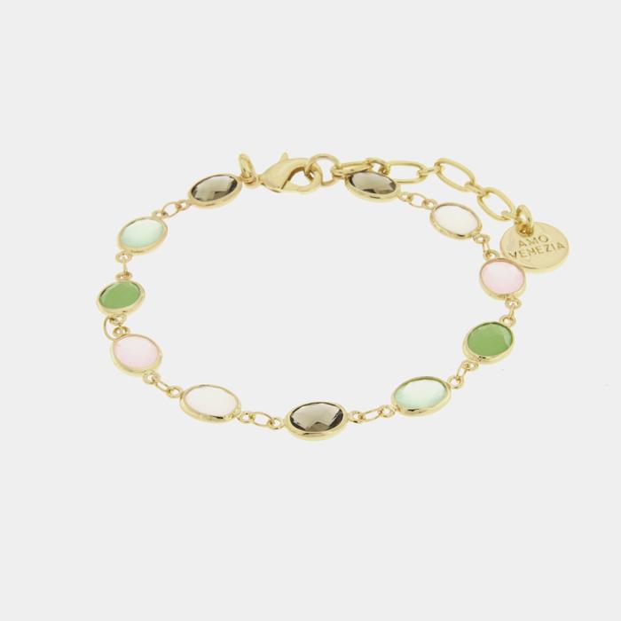 Bracelet en métal avec cristaux colorés