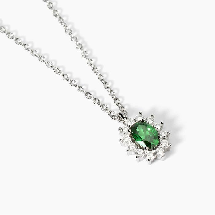 Collier ras du cou en argent avec émeraude synthétique COOL OU RÉTRO ?