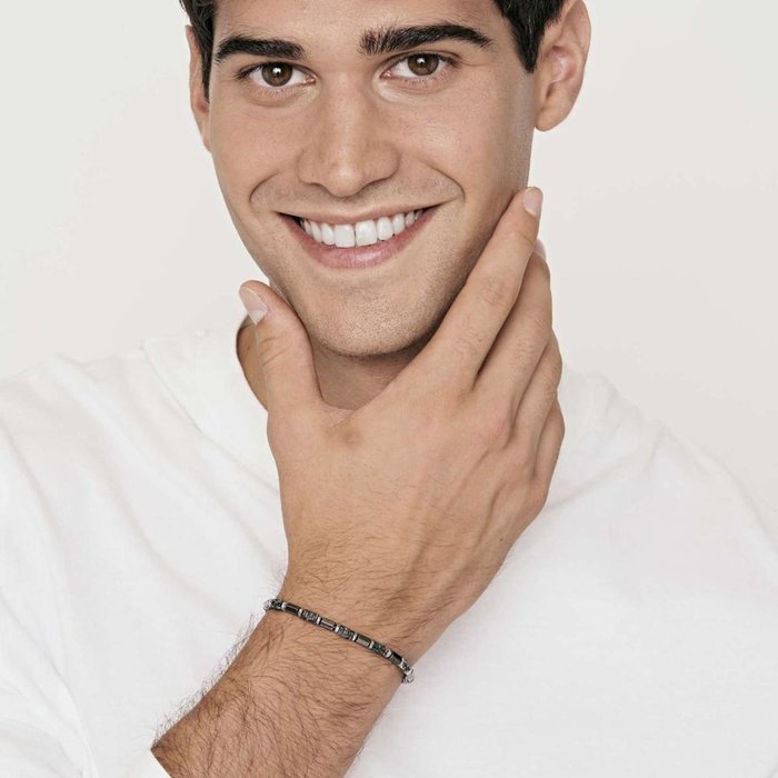 Bracelet en acier