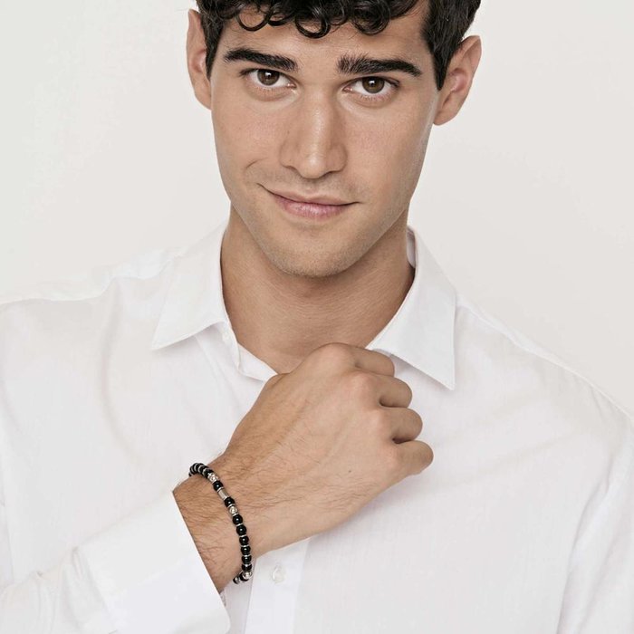 Bracelet en acier avec pierres noires