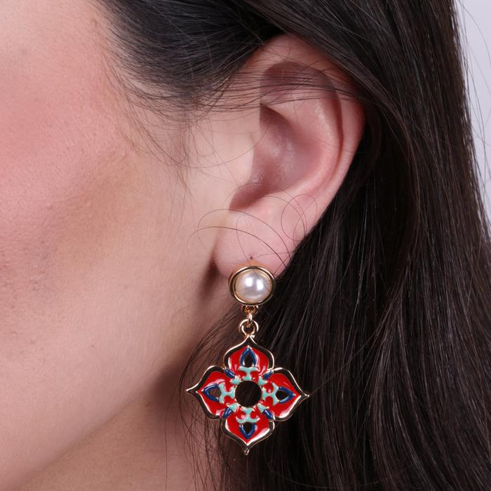 Metal earrings with colored crosses