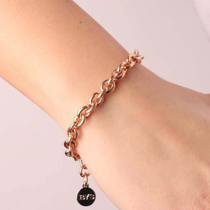 Bracelet en métal groumette effet diamant avec maille circulaire et fermoir anneau