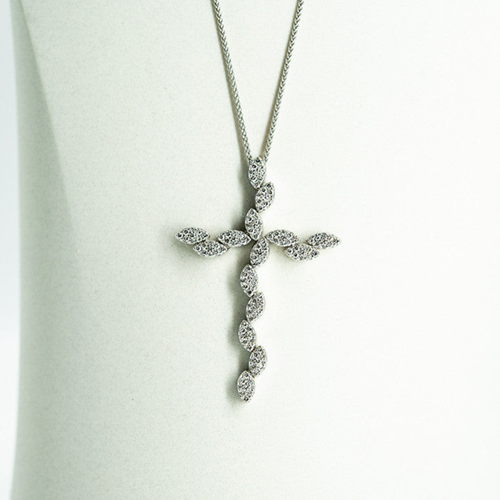 Chimento brilliant choker