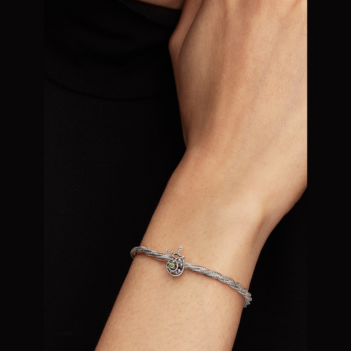 Charm Openwork Lumaca