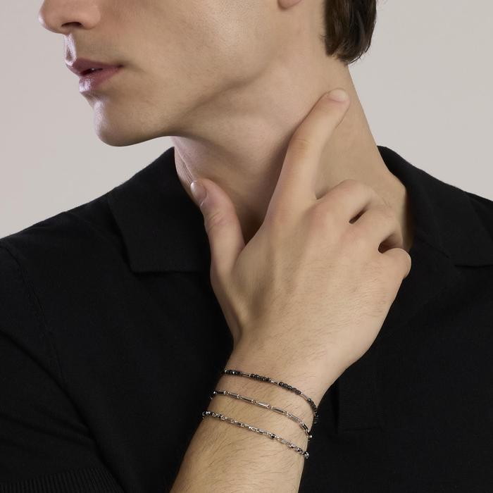 Bracciale regolabile con elementi esagonali e zirconi neri WAY OUT