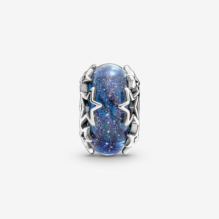 Breloque en verre de Murano bleu avec étoiles