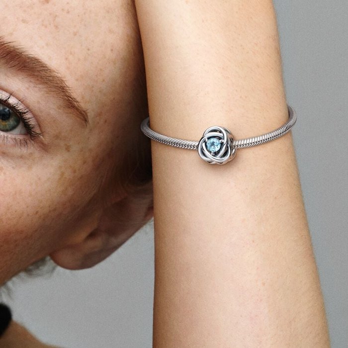 Charm Eternal Circle Blue March