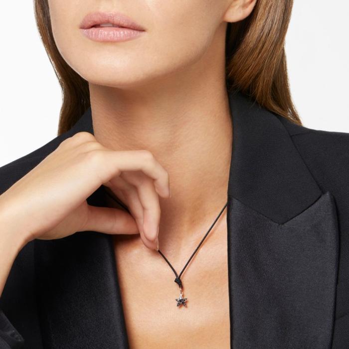 PENDENTIF ÉTOILE PRÉCIEUSE