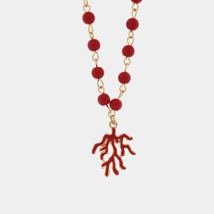 Collier en métal avec corail rouge