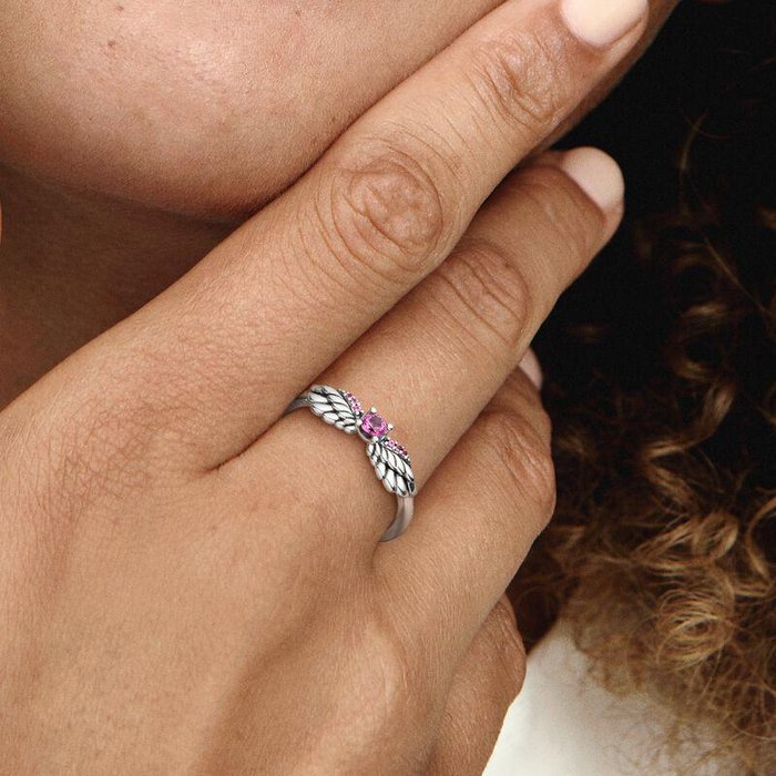 Bague ailes d'ange avec pierre rose