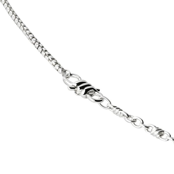 KNOT NECKLACE