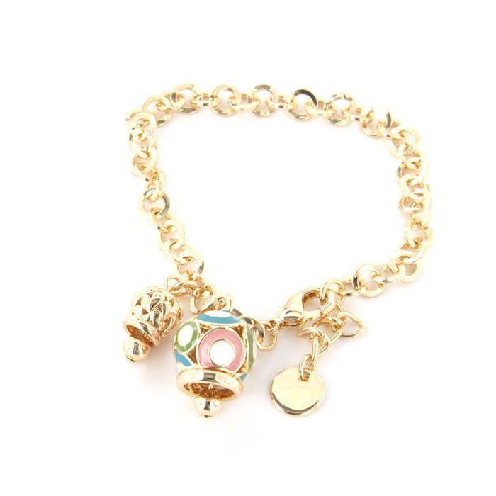 Bracelet en métal avec clochette colorée et clochette en forme de cœur